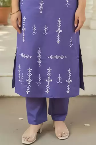 Ethnic Motifs Embroidered Thread Work Pure Cotton Straight Kurta With Trousers