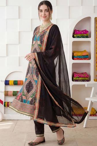 Women Ethnic Motifs Printed Regular Mirror Work Kurta with Palazzos & With Dupatta
