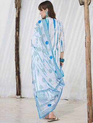 Women Geometric Dyed Cotton Kurta with Trouser & Dupatta 5