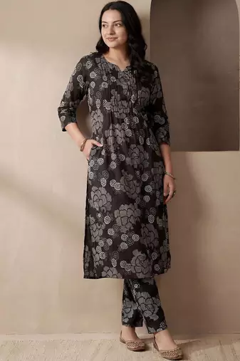 Women Floral Printed Regular Pure Cotton Kurta with Trousers