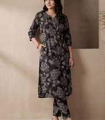 Women Floral Printed Regular Pure Cotton Kurta with Trousers