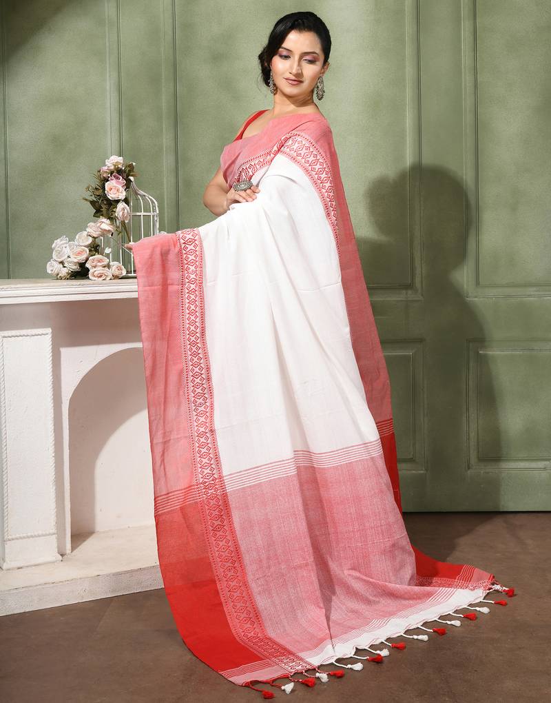 women's lal pallavi soft cotton blend  saree with blouse piece