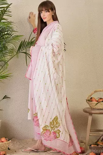 Women Floral Printed Regular Pure Cotton Kurta with Trousers & With Dupatta
