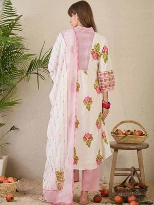 Women Floral Printed Regular Pure Cotton Kurta with Trousers & With Dupatta 7