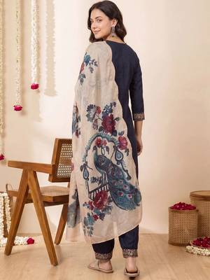 Women Ethnic Motifs Embroidered Regular Thread Work Kurta with Trousers & With Dupatta 4
