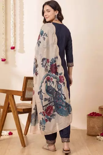 Women Ethnic Motifs Embroidered Regular Thread Work Kurta with Trousers & With Dupatta
