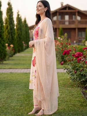 Women Floral Printed Regular Linen Kurta with Trousers & With Dupatta 4