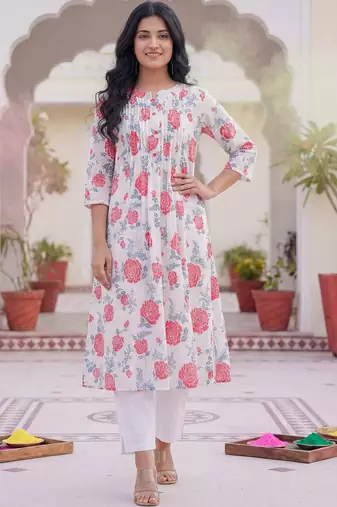 Women Floral Printed Regular Pure Cotton Kurta with Trousers