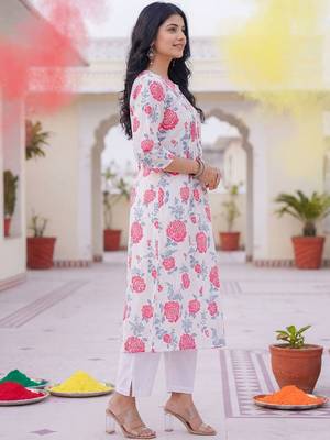 Women Floral Printed Regular Pure Cotton Kurta with Trousers 3