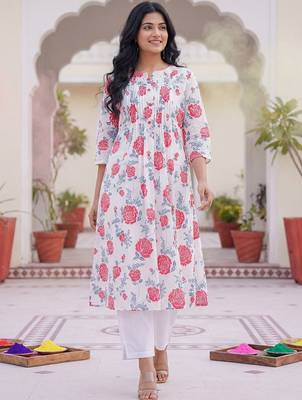Women Floral Printed Regular Pure Cotton Kurta with Trousers 6