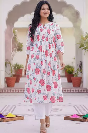 Women Floral Printed Regular Pure Cotton Kurta with Trousers