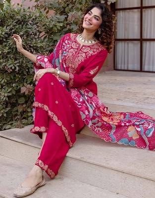 Women Ethnic Motifs Embroidered Regular Thread Work Kurta with Trousers & With Dupatta 1