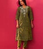 Women Ethnic Motifs Printed Straight Thread Work Kurta with Trousers