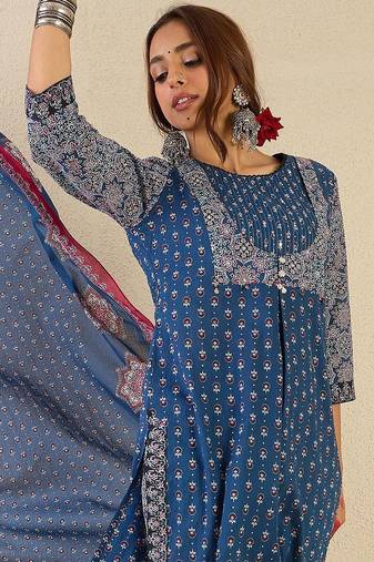 Women Ethnic Motifs Printed Regular Pure Cotton Kurta Set With Dupatta