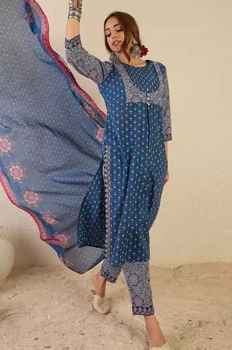 Women Ethnic Motifs Printed Regular Pure Cotton Kurta Set With Dupatta
