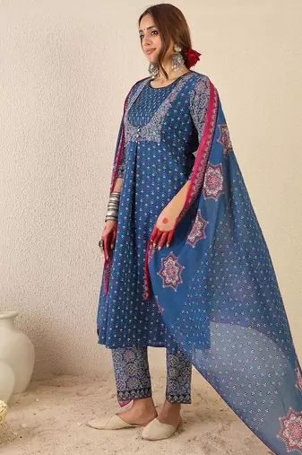 Women Ethnic Motifs Printed Regular Pure Cotton Kurta Set With Dupatta