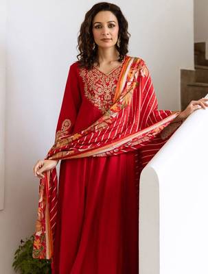 Women Ethnic Motifs Embroidered Empire Kurta with Trousers & With Dupatta 6