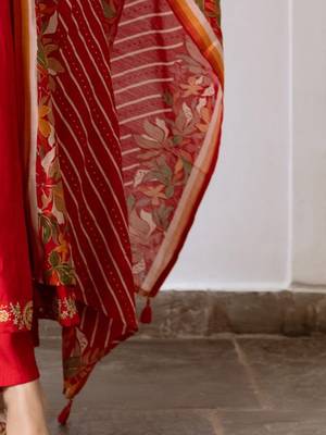 Women Ethnic Motifs Embroidered Empire Kurta with Trousers & With Dupatta 7
