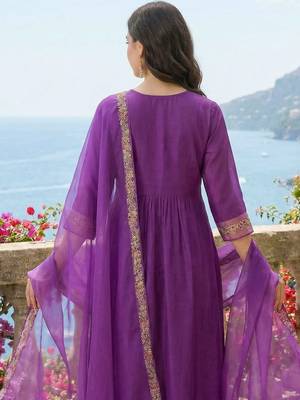 Women Ethnic Motifs Embroidered Empire Thread Work Liva Kurta with Trousers & With Dupatta 2