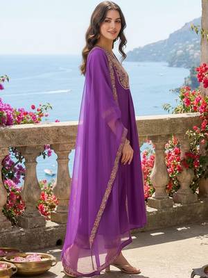 Women Ethnic Motifs Embroidered Empire Thread Work Liva Kurta with Trousers & With Dupatta 3