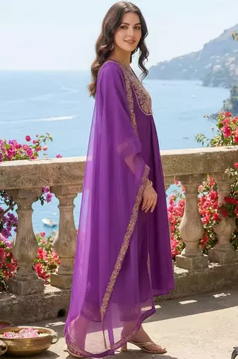 Women Ethnic Motifs Embroidered Empire Thread Work Liva Kurta with Trousers & With Dupatta