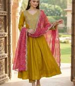 Women Ethnic Motifs Embroidered Panelled Sequinned Kurta with Trousers & With Dupatta