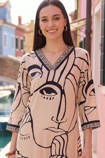 Women Printed Regular Kurta with Palazzos