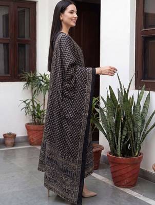 Women Floral Printed Regular Pure Cotton Kurta with Trousers & With Dupatta 4