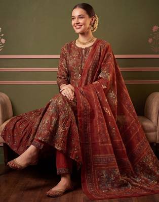 Women Ethnic Motifs Printed Tiered Pure Cotton Kurta with Trousers & With Dupatta 5
