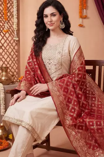 Women Ethnic Motifs Embroidered Regular Thread Work Kurta with Trousers & With Dupatta