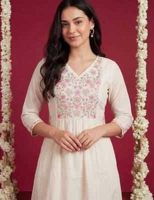 Women Floral Embroidered Regular Thread Work Pure Cotton Kurta with Trousers 2