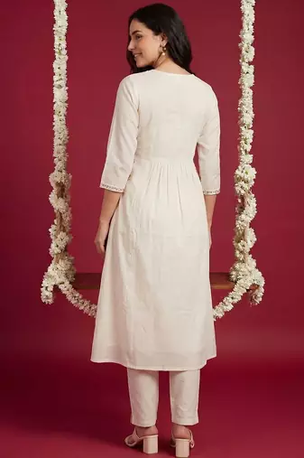 Women Floral Embroidered Regular Thread Work Pure Cotton Kurta with Trousers
