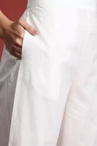 Floral Embroidered Thread Work Pure Cotton Kurta with Trousers & With Dupatta