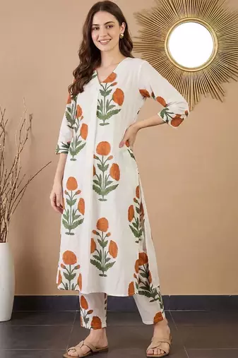 Women Floral Printed Regular Pure Cotton Kurta with Trousers