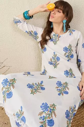 Women Floral Printed Regular Pure Cotton Kurta with Trousers