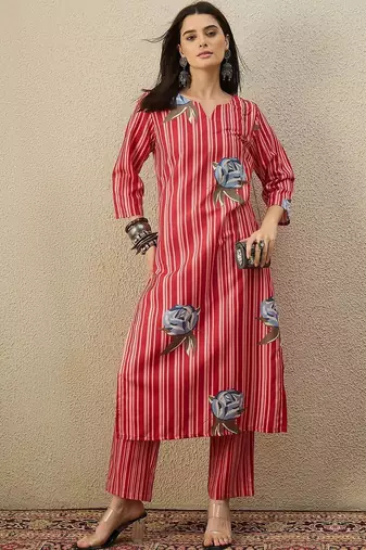Women Printed Regular Kurta with Trousers
