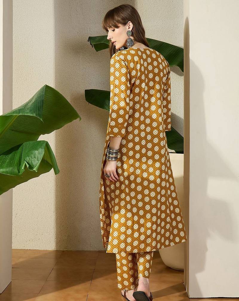 Women Mustard Printed Regular V-Neck Pure Cotton Kurta Sets