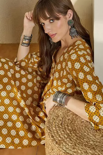 Women Mustard Printed Regular V-Neck Pure Cotton Kurta Sets