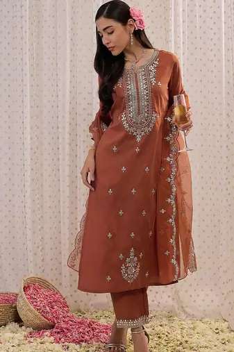 Women Ethnic Motifs Embroidered Kurta with Trousers & Dupatta