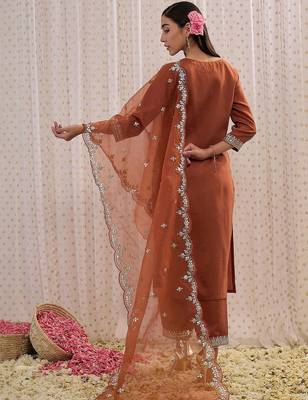 Women Ethnic Motifs Embroidered Kurta with Trousers & Dupatta 5