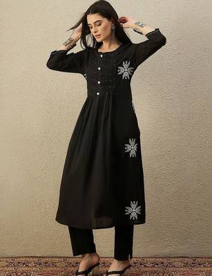 Women Floral Embroidered Pleated Beads and Stones Pure Cotton Kurta with Trousers 3