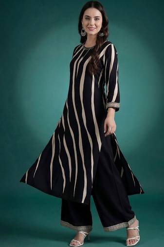 Women Printed Regular Thread Work Kurta with Palazzos