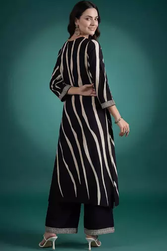 Women Printed Regular Thread Work Kurta with Palazzos