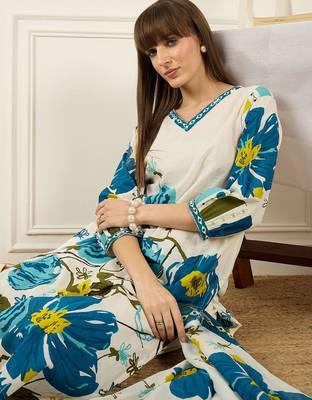 Women Floral Printed Regular Pure Cotton Kurta with Trousers & With Dupatta 5