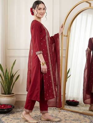 Women Ethnic Motifs Embroidered Regular Sequinned Kurta with Trousers & With Dupatta 3
