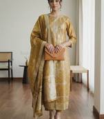 Women Ethnic Motifs Regular Kurta with Trousers & With Dupatta