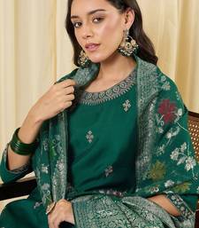 Women Ethnic Motifs Embroidered Regular Thread Work Kurta with Trousers & With Dupatta