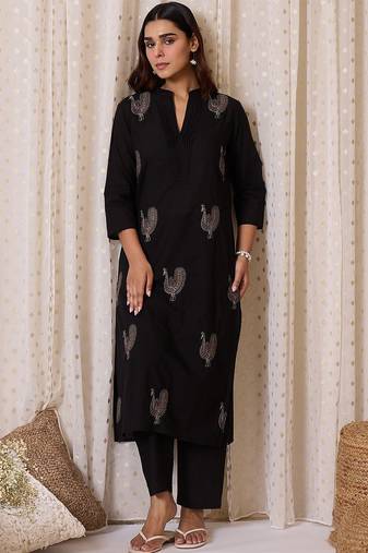 Women Ethnic Motifs Embroidered Regular Thread Work Cotton Kurta Set