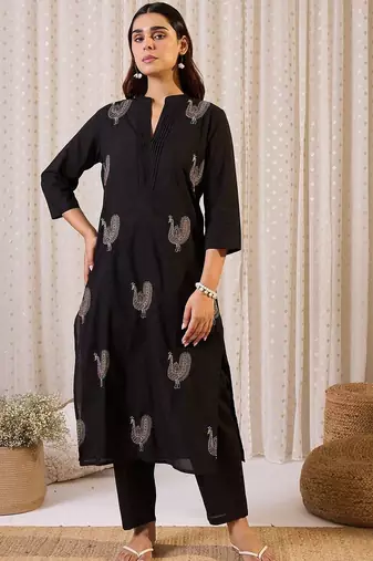 Women Ethnic Motifs Embroidered Regular Thread Work Cotton Kurta Set