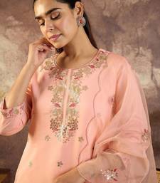 Women Floral Embroidered Round Neck Sequinned Kurta with Trousers & Dupatta